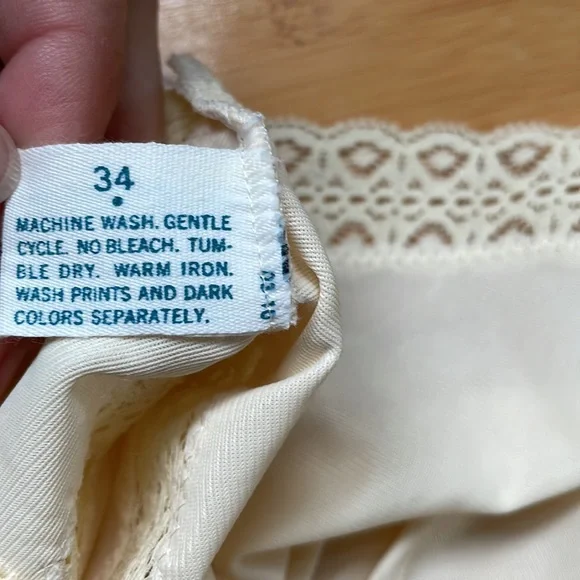 Vintage Lorraine full slip size 34 - Picture 6 of 6